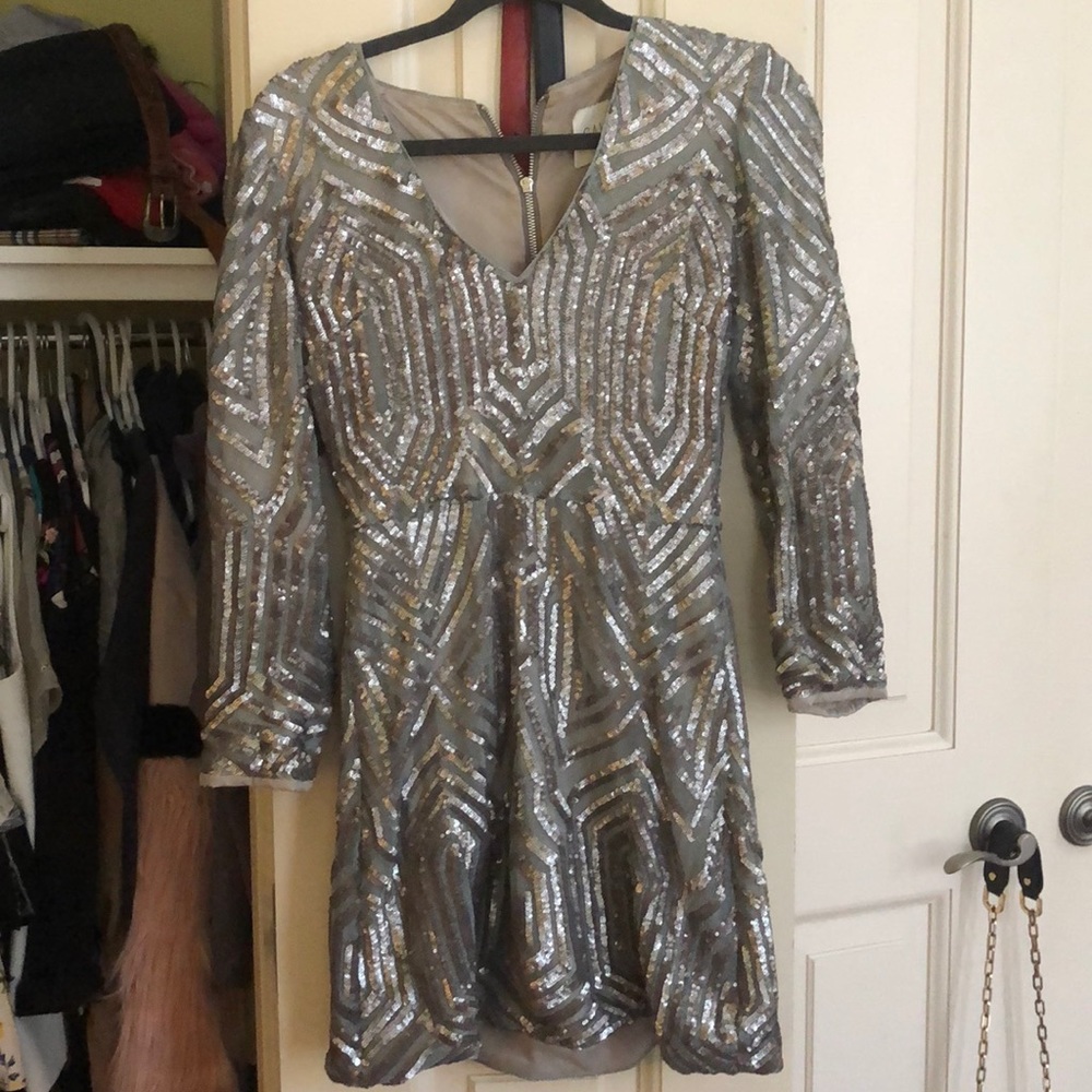 SAYLOR Silver Sequins cocktail dress
